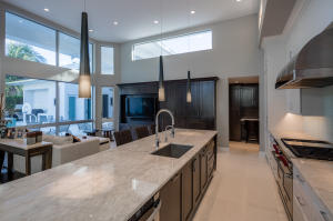 ADMIRALS COVE - Residential