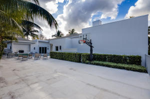 ADMIRALS COVE - Residential