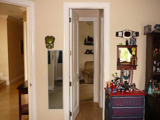 POMPANO SHORES - Residential