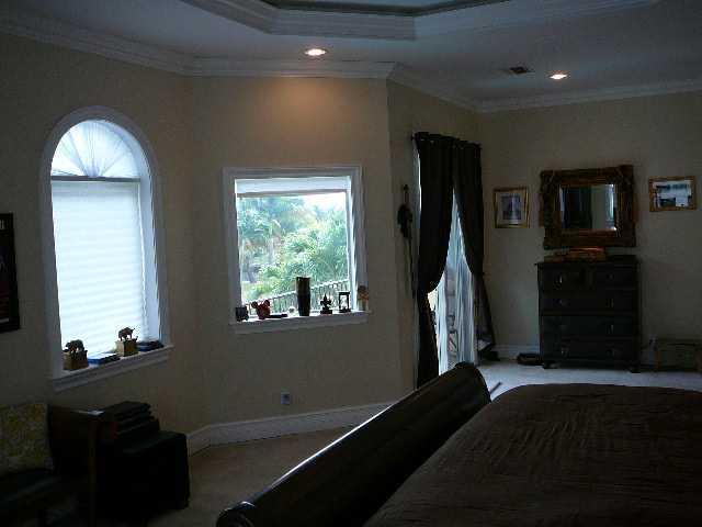 POMPANO SHORES - Residential