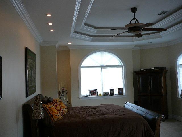 POMPANO SHORES - Residential