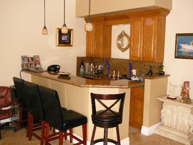 POMPANO SHORES - Residential