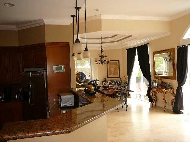 POMPANO SHORES - Residential