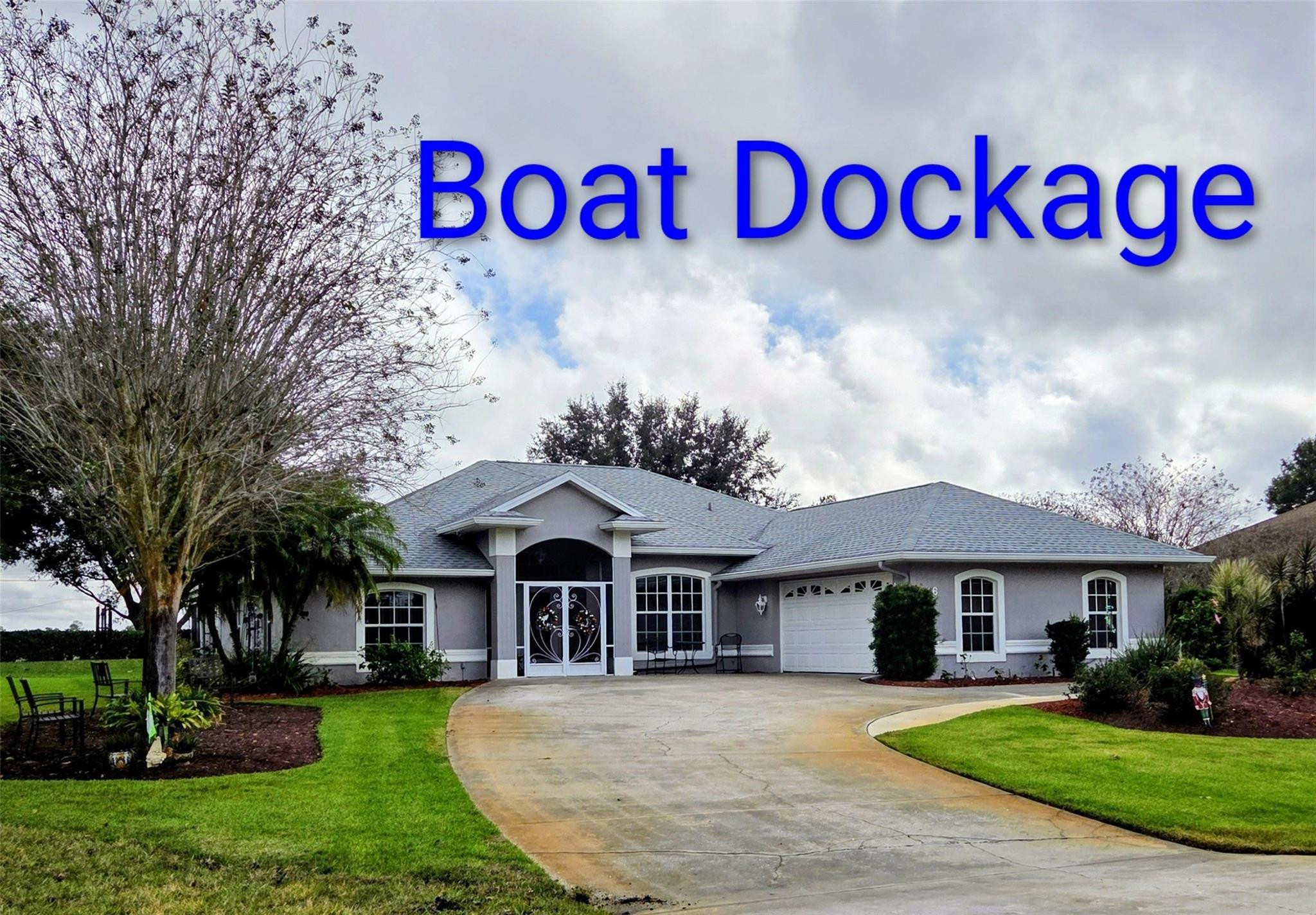 16 Meadowlake Circle