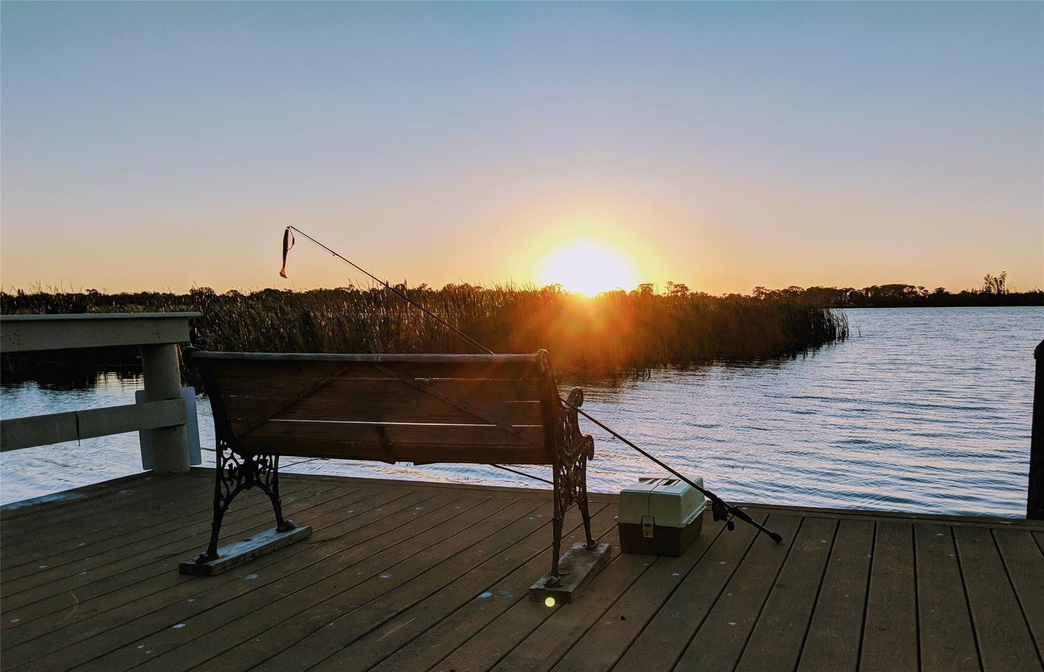 16 Meadowlake Circle