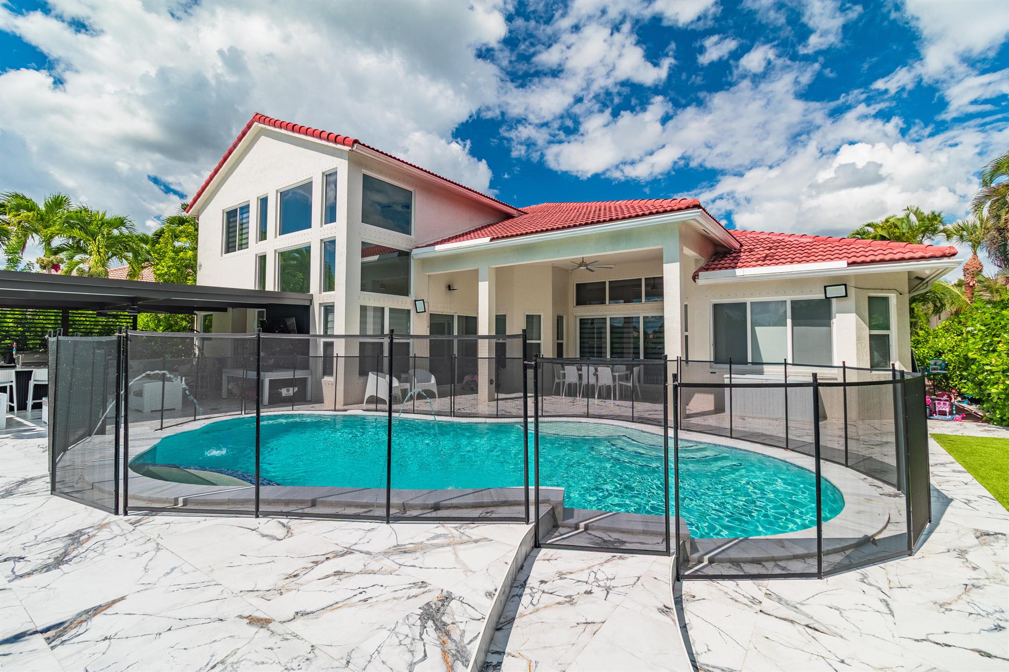 ISLES AT WELLINGTON - Residential