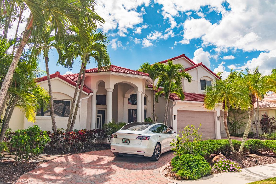 ISLES AT WELLINGTON - Residential