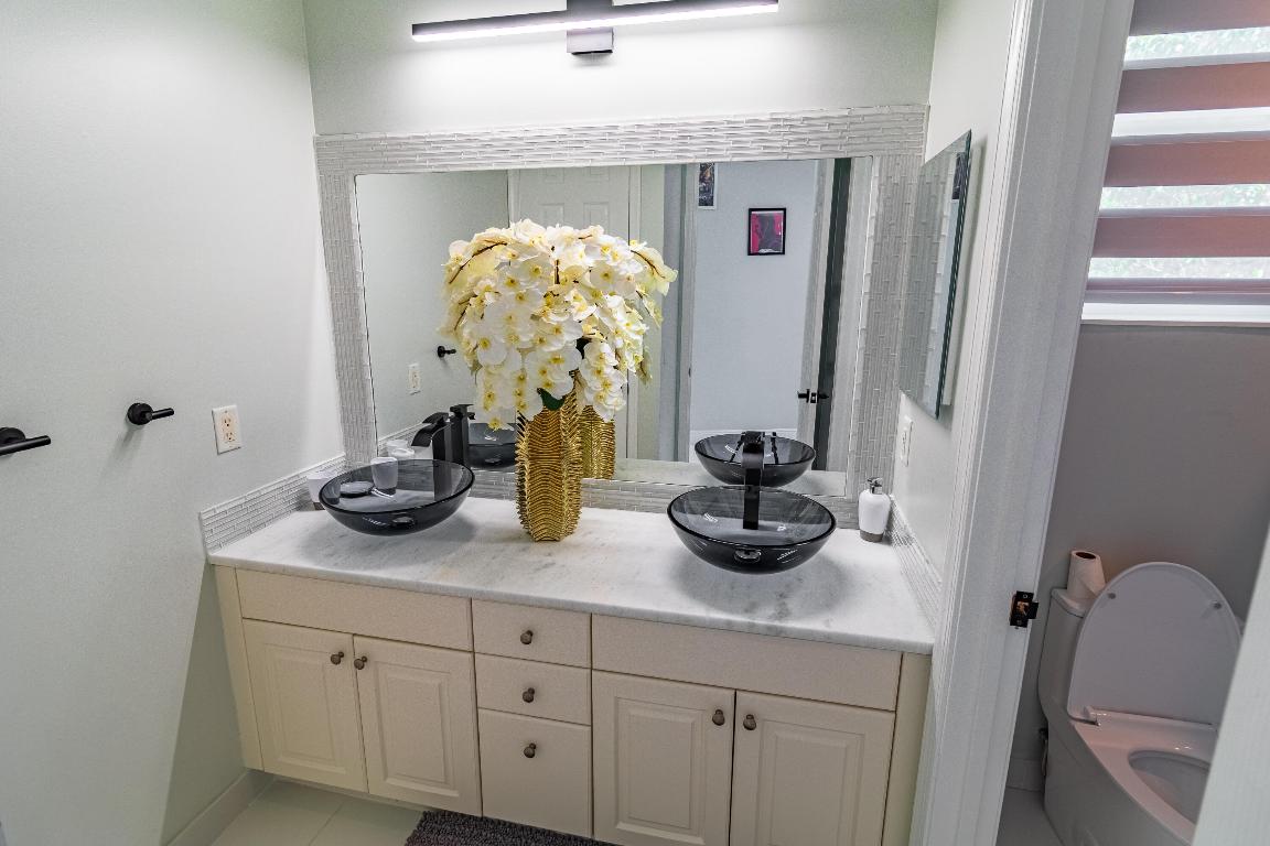 ISLES AT WELLINGTON - Residential