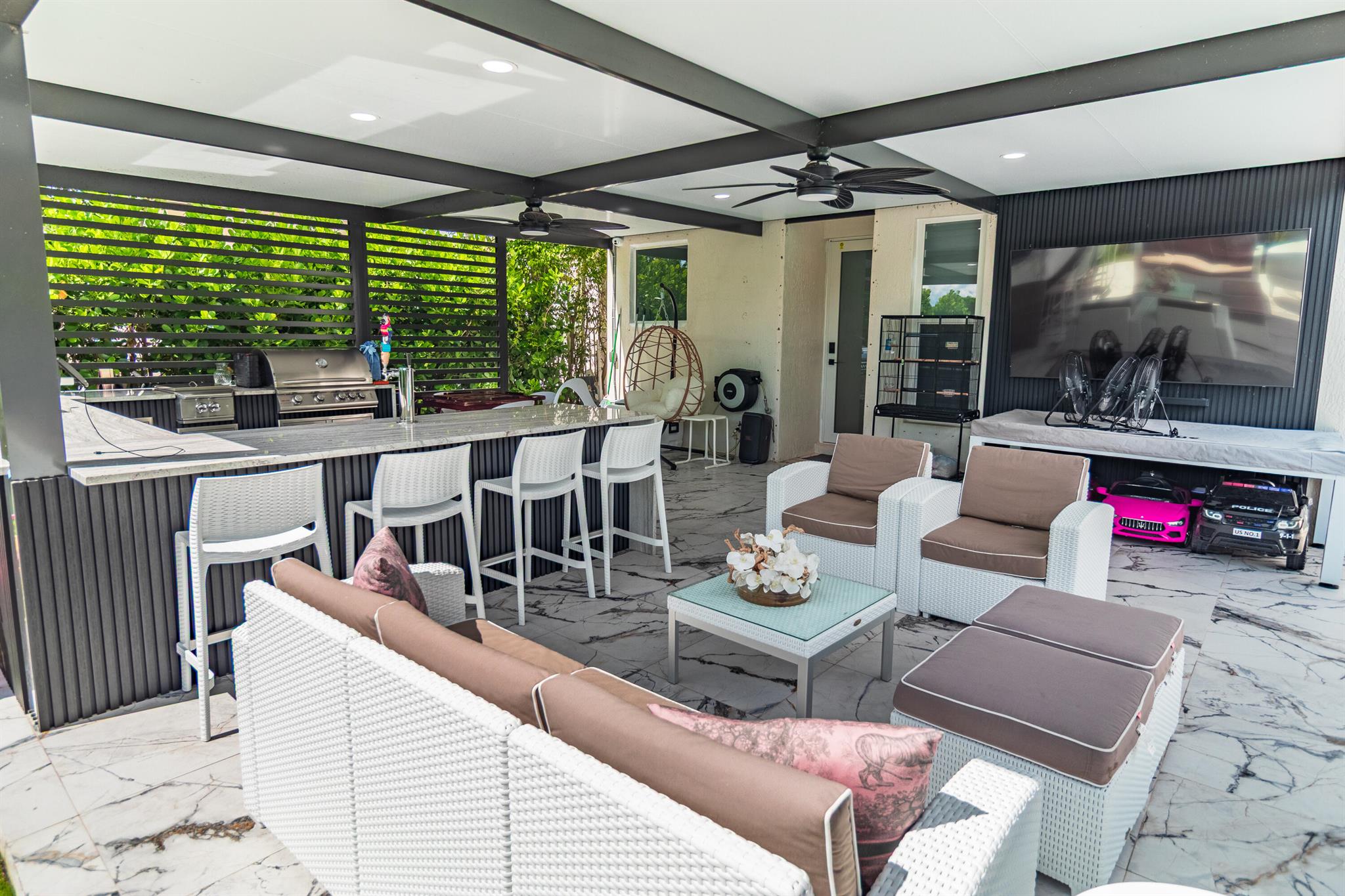 ISLES AT WELLINGTON - Residential