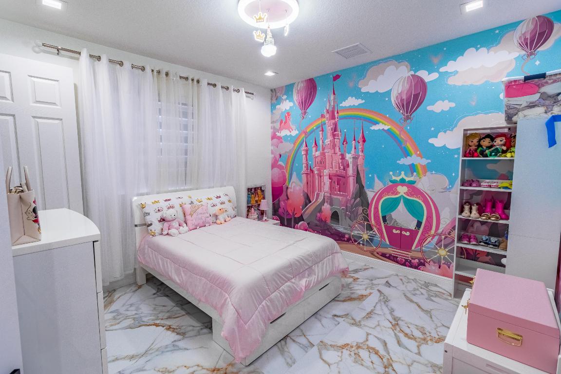 ISLES AT WELLINGTON - Residential