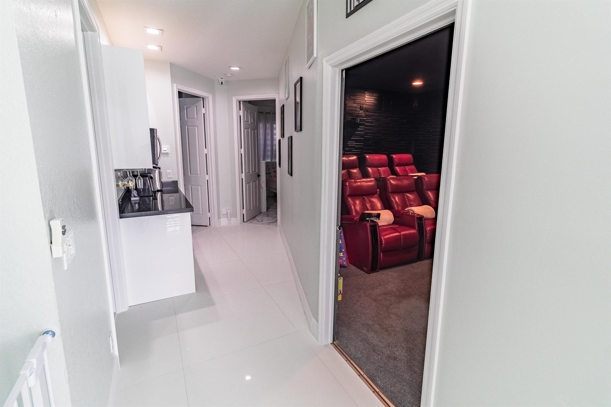 ISLES AT WELLINGTON - Residential