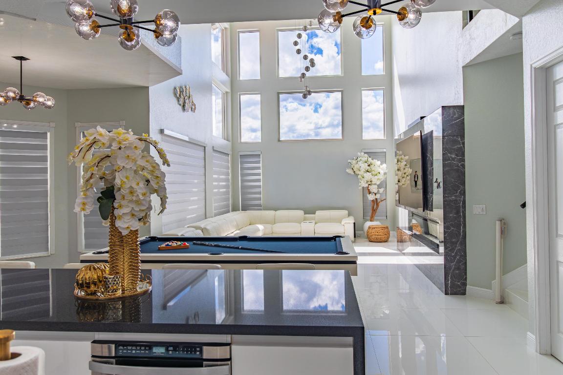 ISLES AT WELLINGTON - Residential