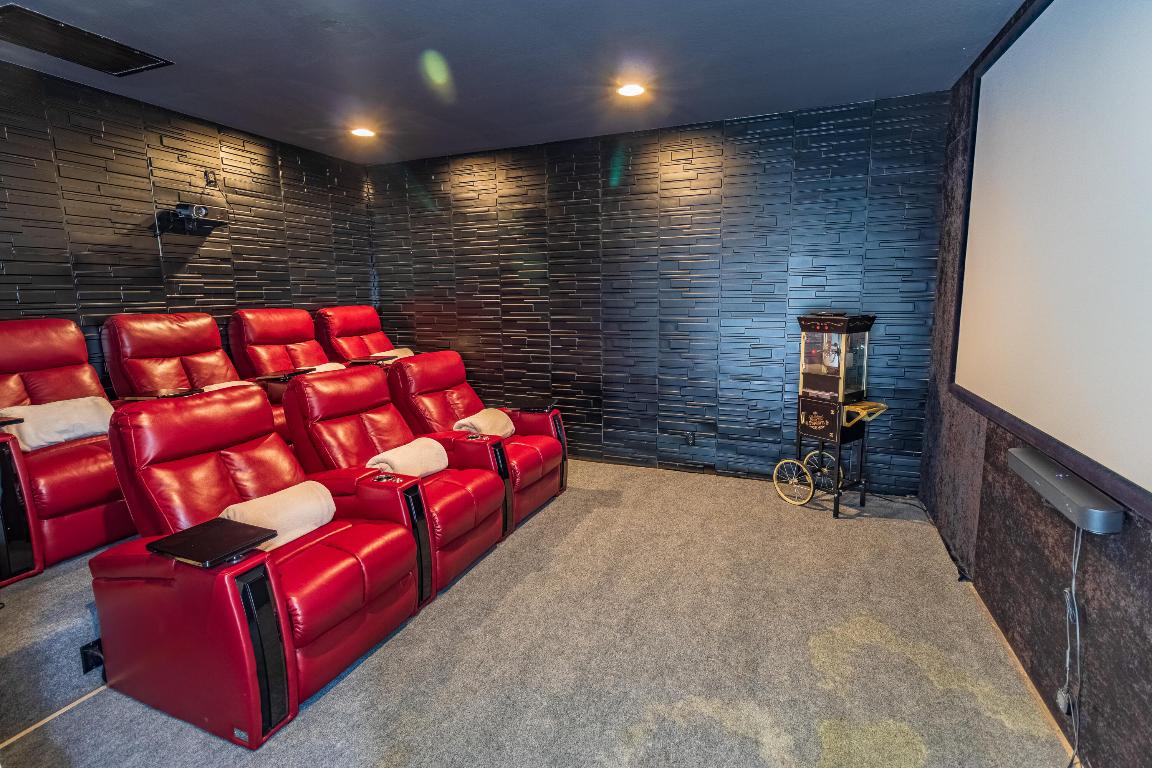 ISLES AT WELLINGTON - Residential