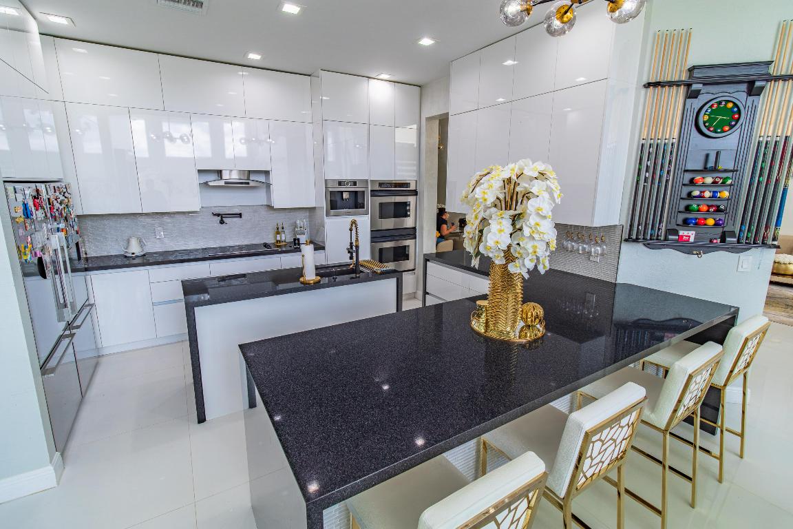 ISLES AT WELLINGTON - Residential