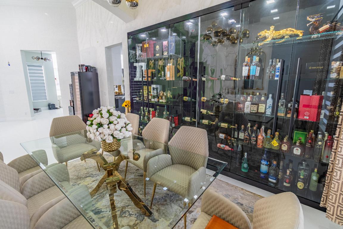 ISLES AT WELLINGTON - Residential