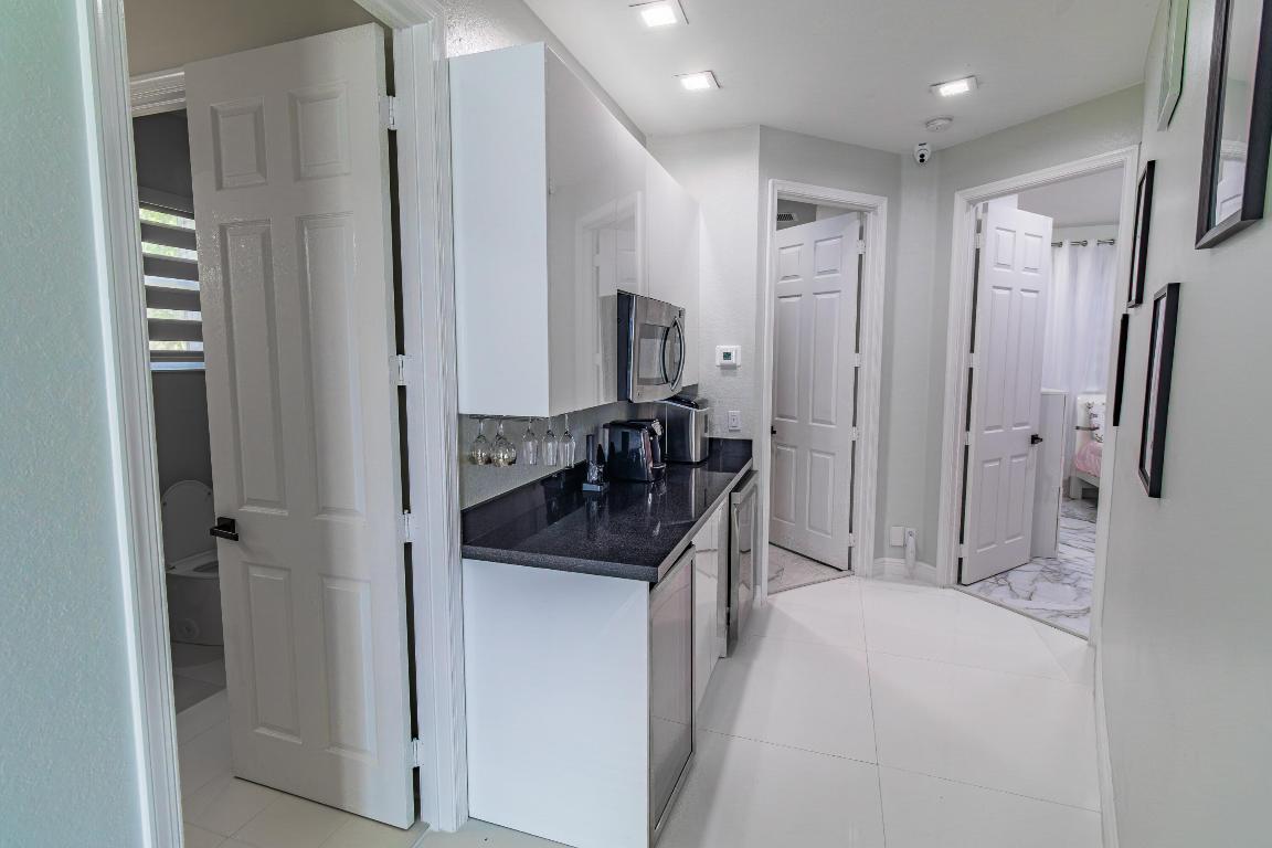 ISLES AT WELLINGTON - Residential