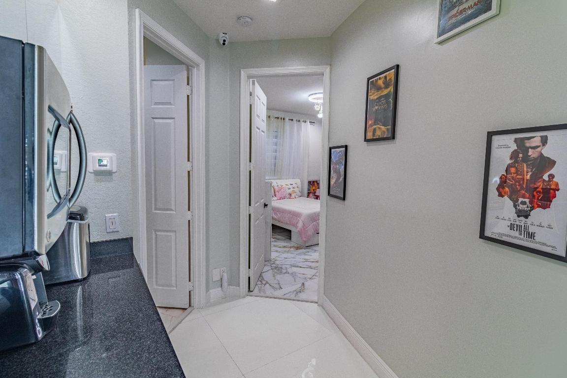 ISLES AT WELLINGTON - Residential