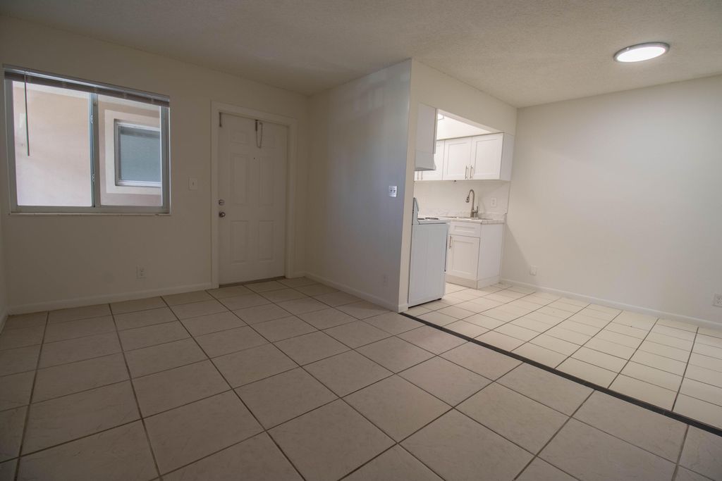 Photo of 1727 Liberty Street #5, Hollywood, FL 33020 (MLS # B26033420)