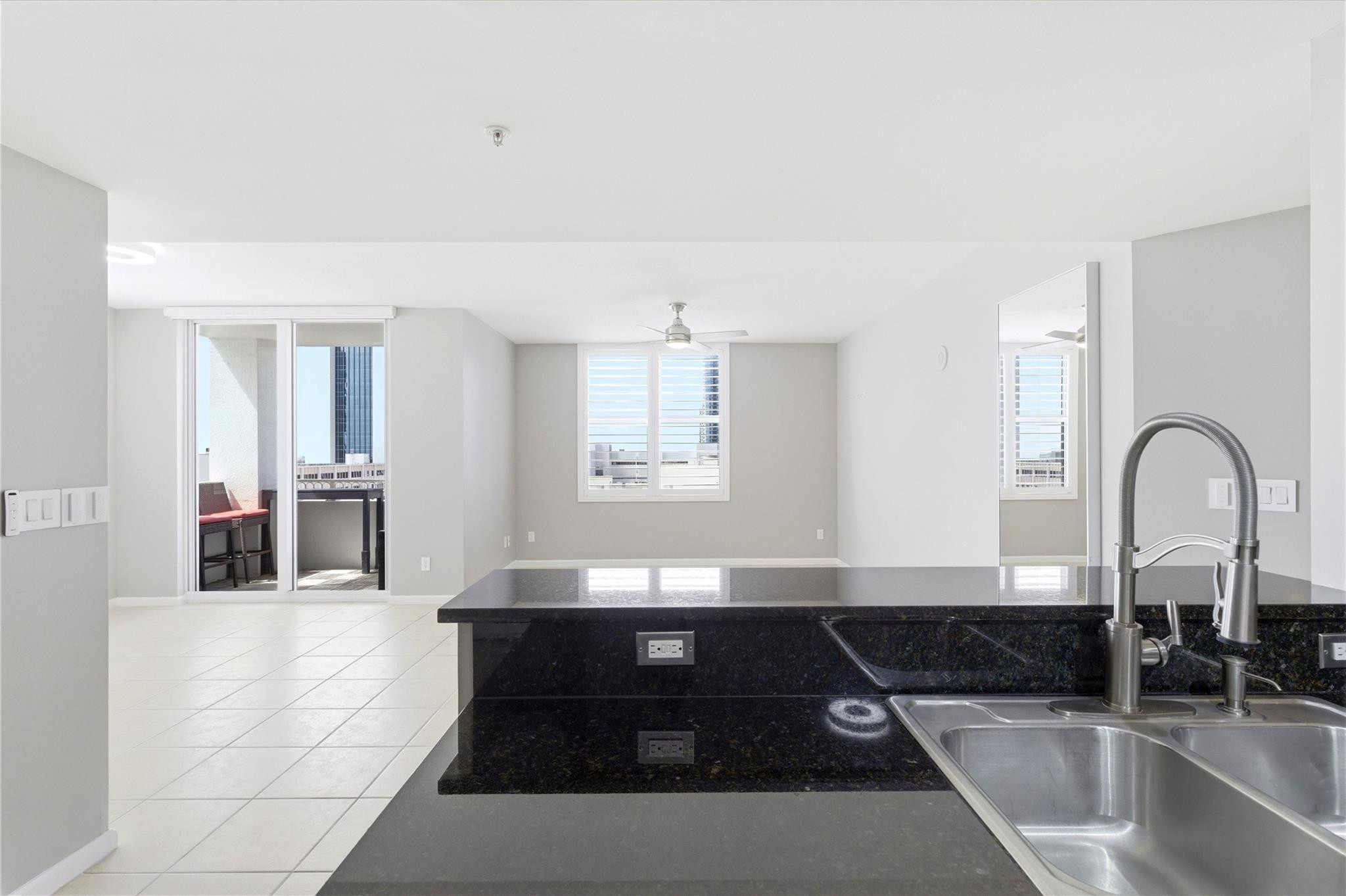 511 SE 5th Avenue 1414