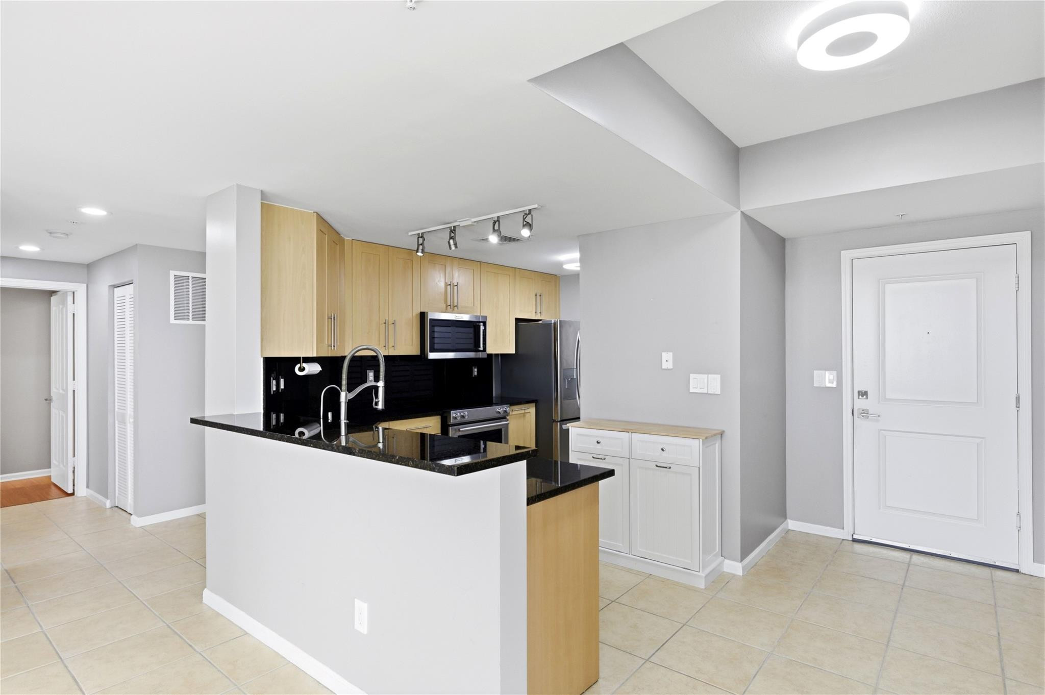 511 SE 5th Avenue 1414