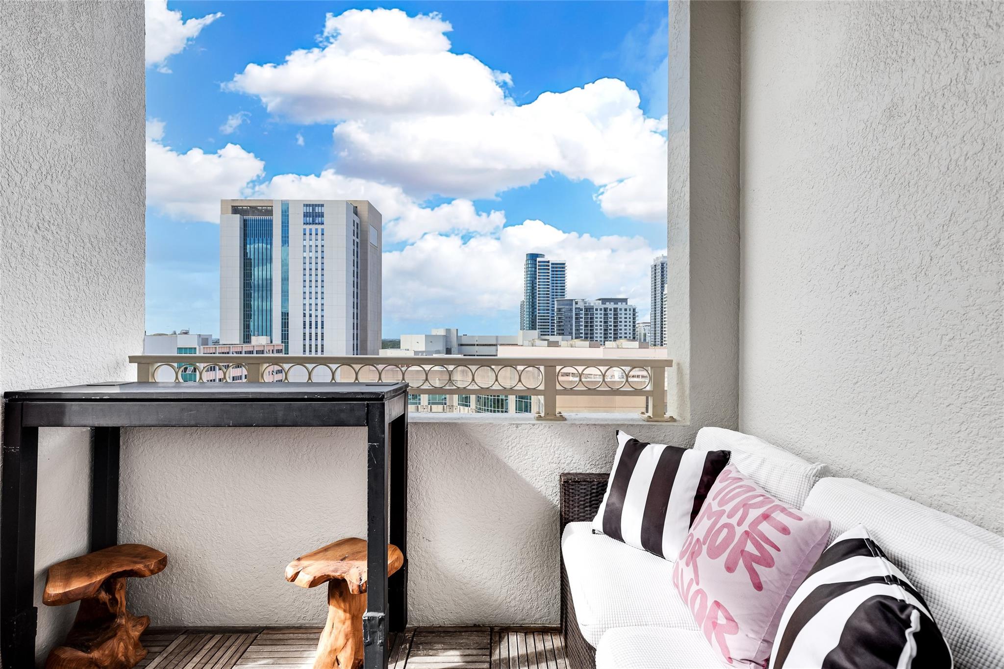 NURIVER LANDING CONDO - Residential