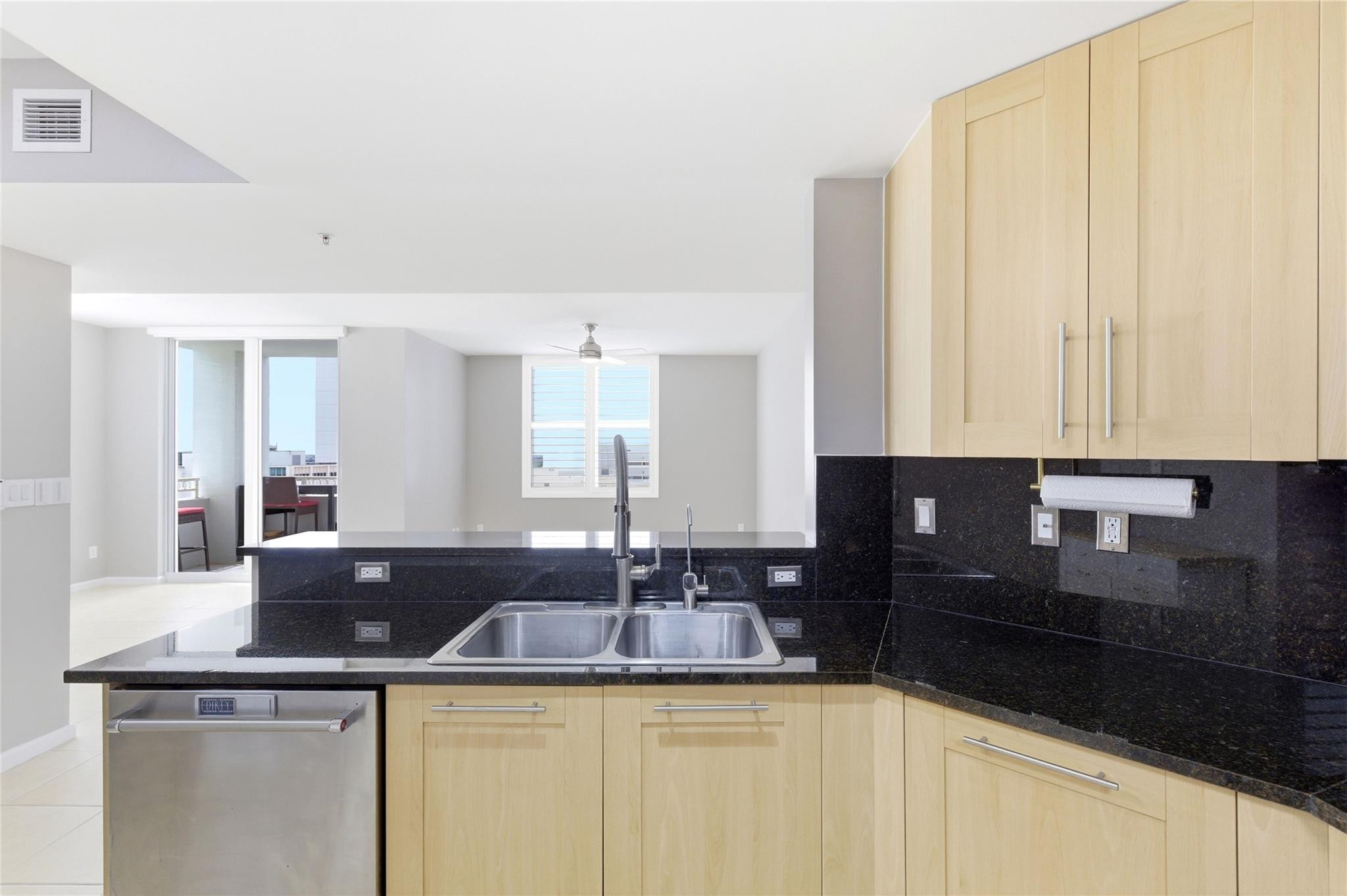 511 SE 5th Avenue 1414