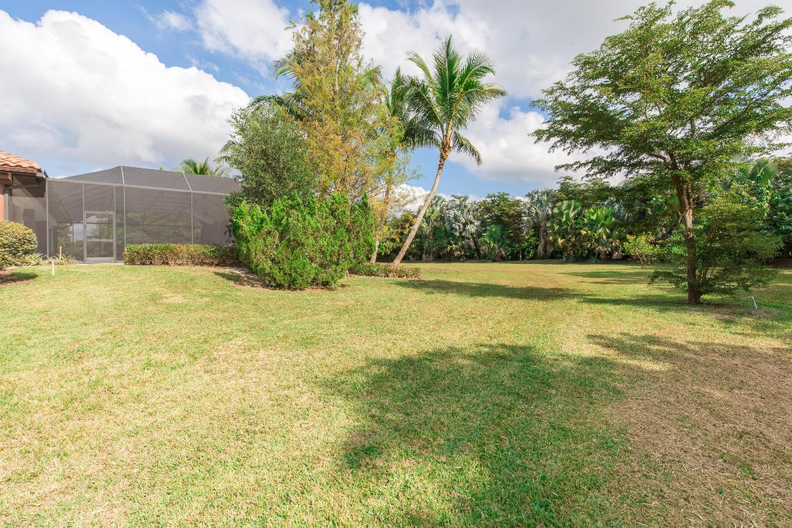 PALM BEACH POINT - Residential