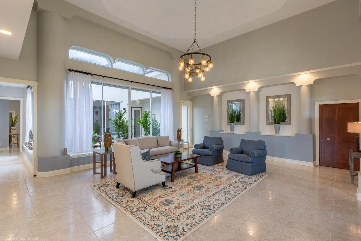 PALM BEACH POINT - Residential