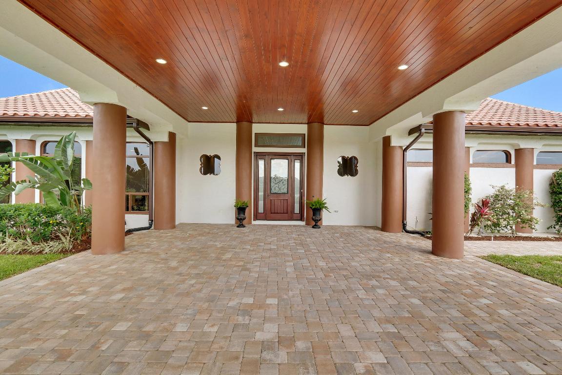 PALM BEACH POINT - Residential