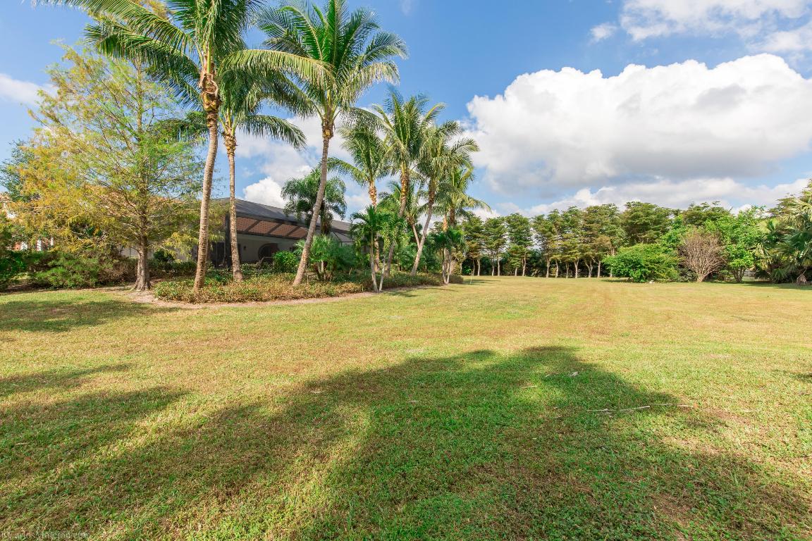 PALM BEACH POINT - Residential