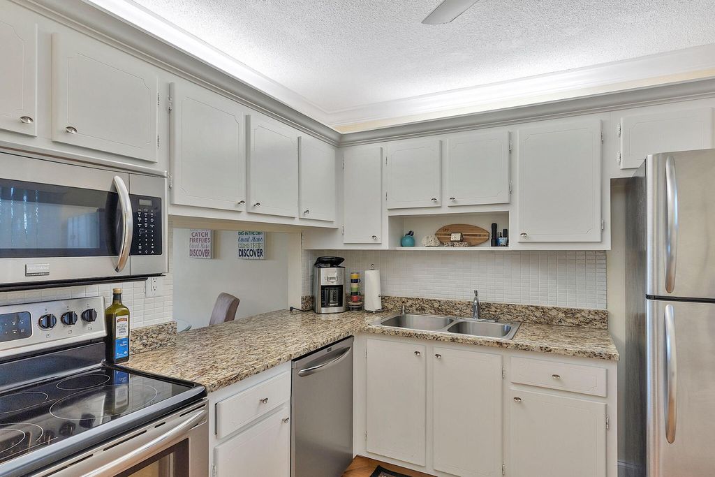 Photo of 2991 S Garden Drive #205, Lake Worth, FL 33461 (MLS # R10948713)