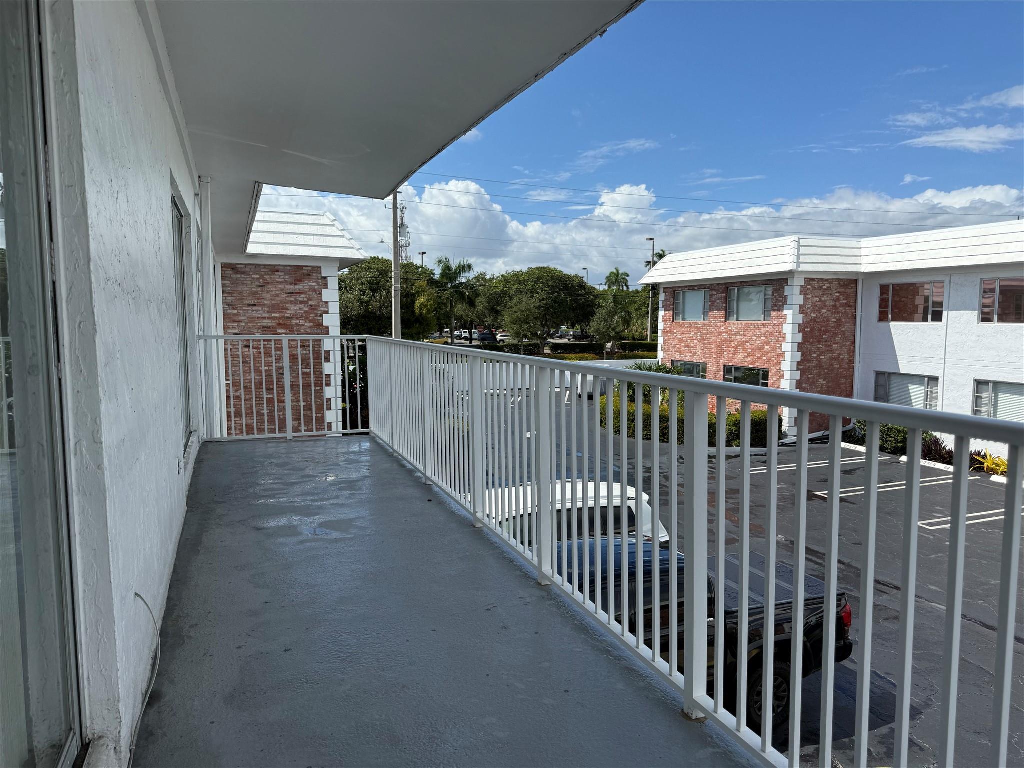 VIRGINA APARTMENTS - Residential