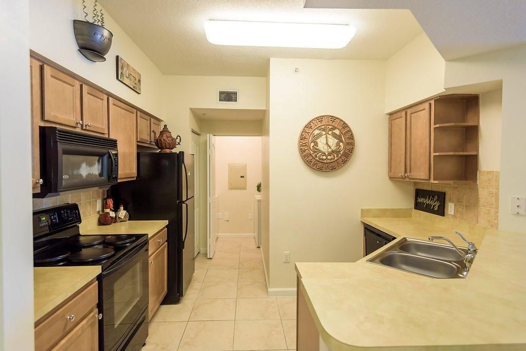 Photo of 4103 Myrtlewood Circle E, Palm Beach Gardens, FL 33418 (MLS # R10962987)