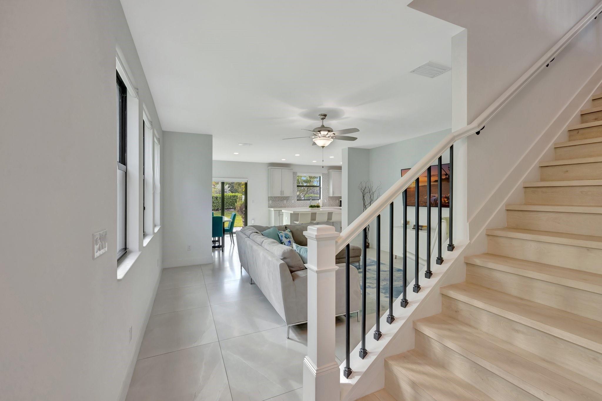 4509 E Aqua Bella Ln 4509