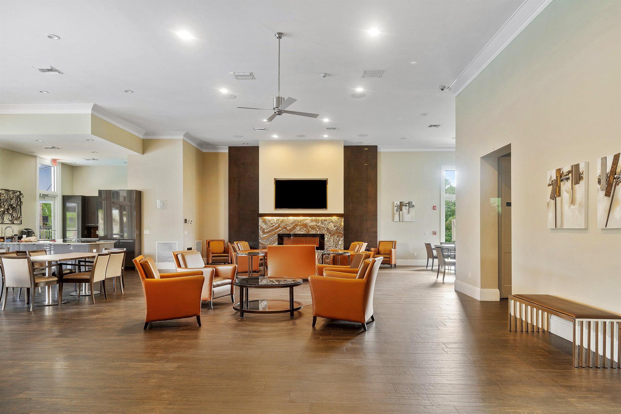 BOCA FALLS PAR R - Residential Lease