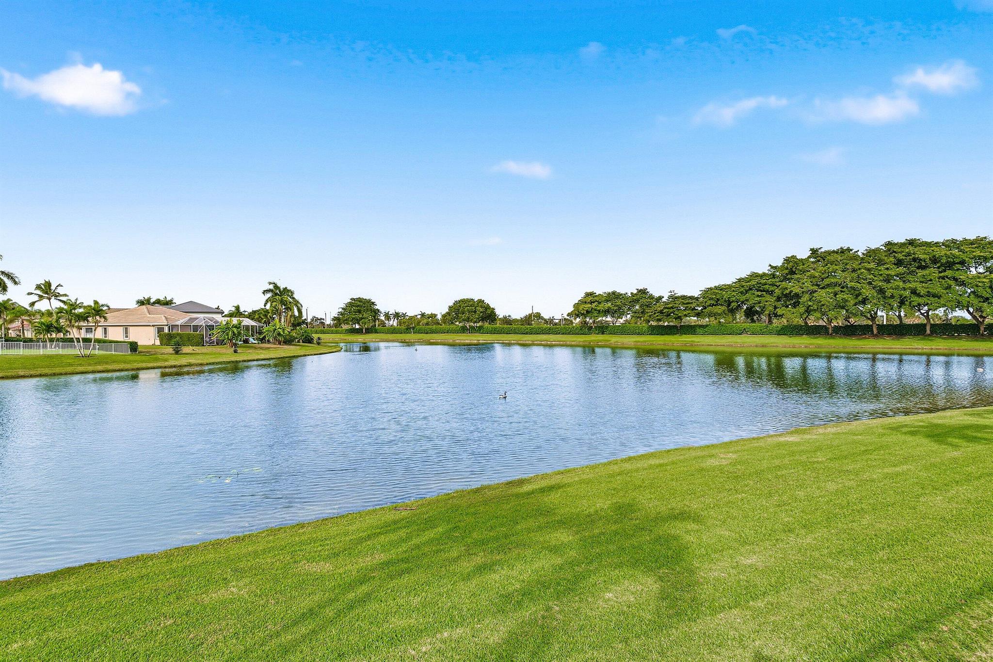 BOCA FALLS PAR R - Residential Lease