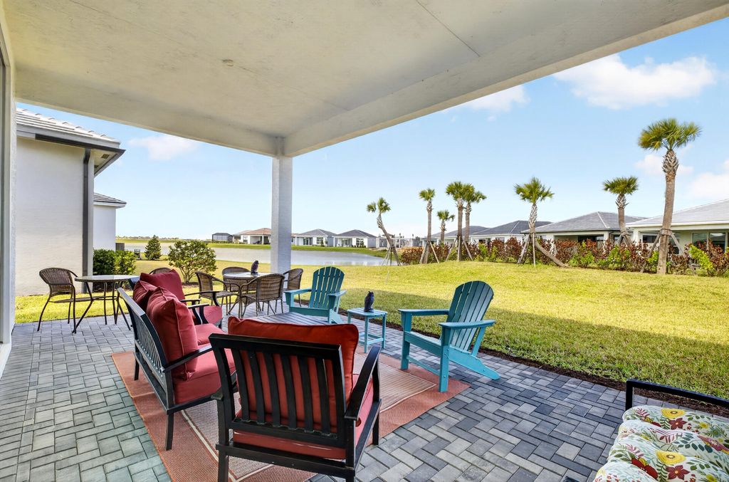 Photo of 8629 SW Cantante Way, Port Saint Lucie, FL 34987 (MLS # B26015196)