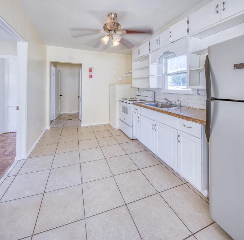 Photo of 505 S J Street #Up, Lake Worth Beach, FL 33460 (MLS # R11145997)