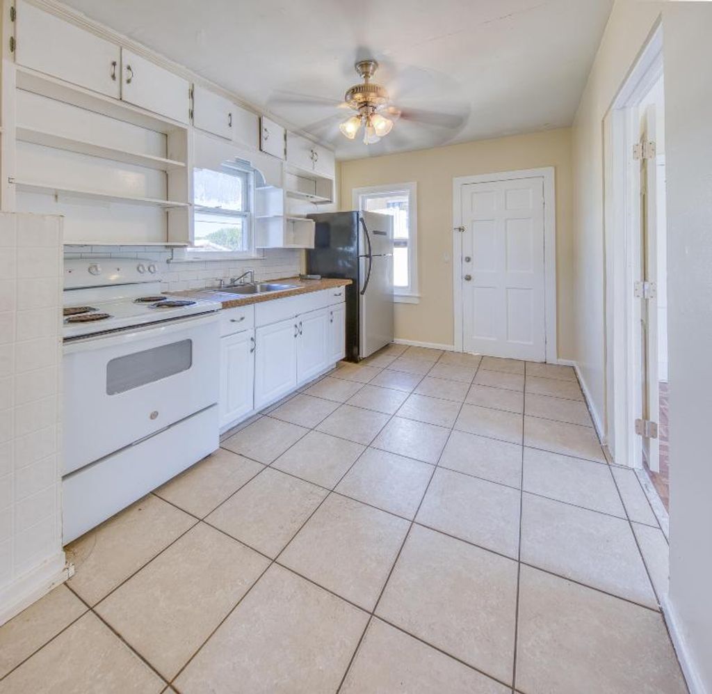 Photo of 505 S J Street #Up, Lake Worth Beach, FL 33460 (MLS # R11145997)