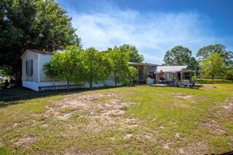 Mobile Home in Clewiston FL 760 Sendero Street St 26.jpg