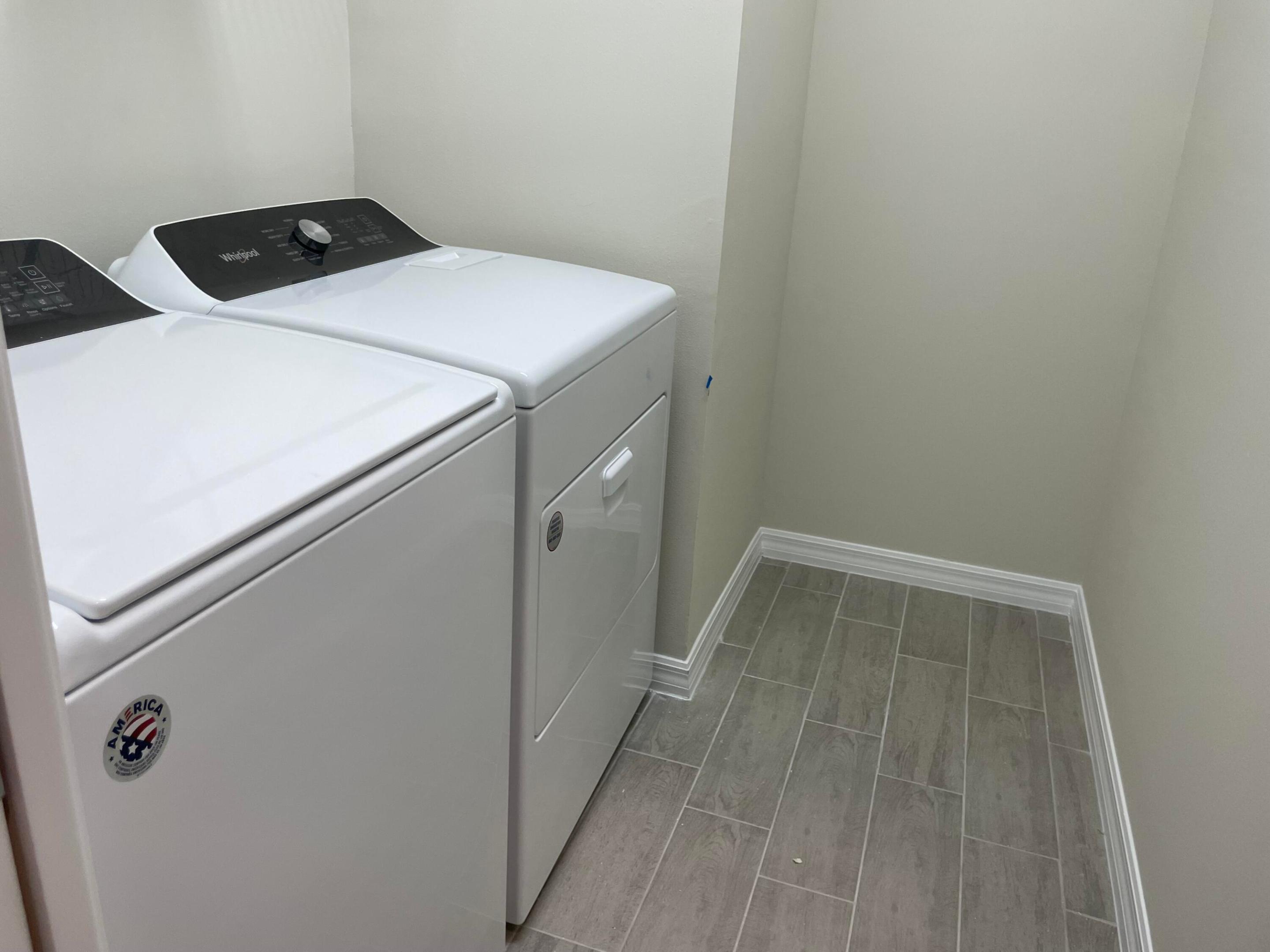 FIELDS AT GULFSTREAM POLO - Residential