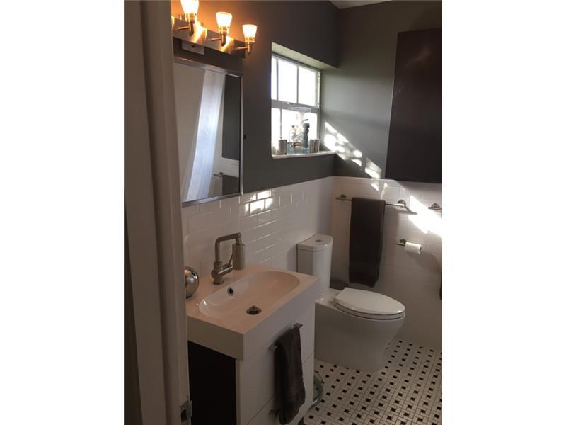 Poinsettia Heights - Residential Lease