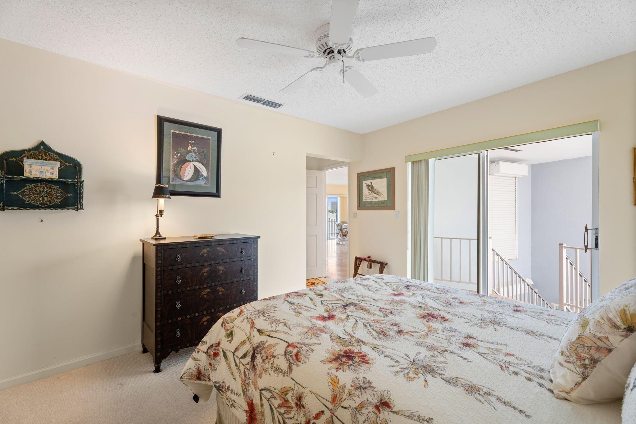 BIRKDALE CONDO APTS DECL - Residential