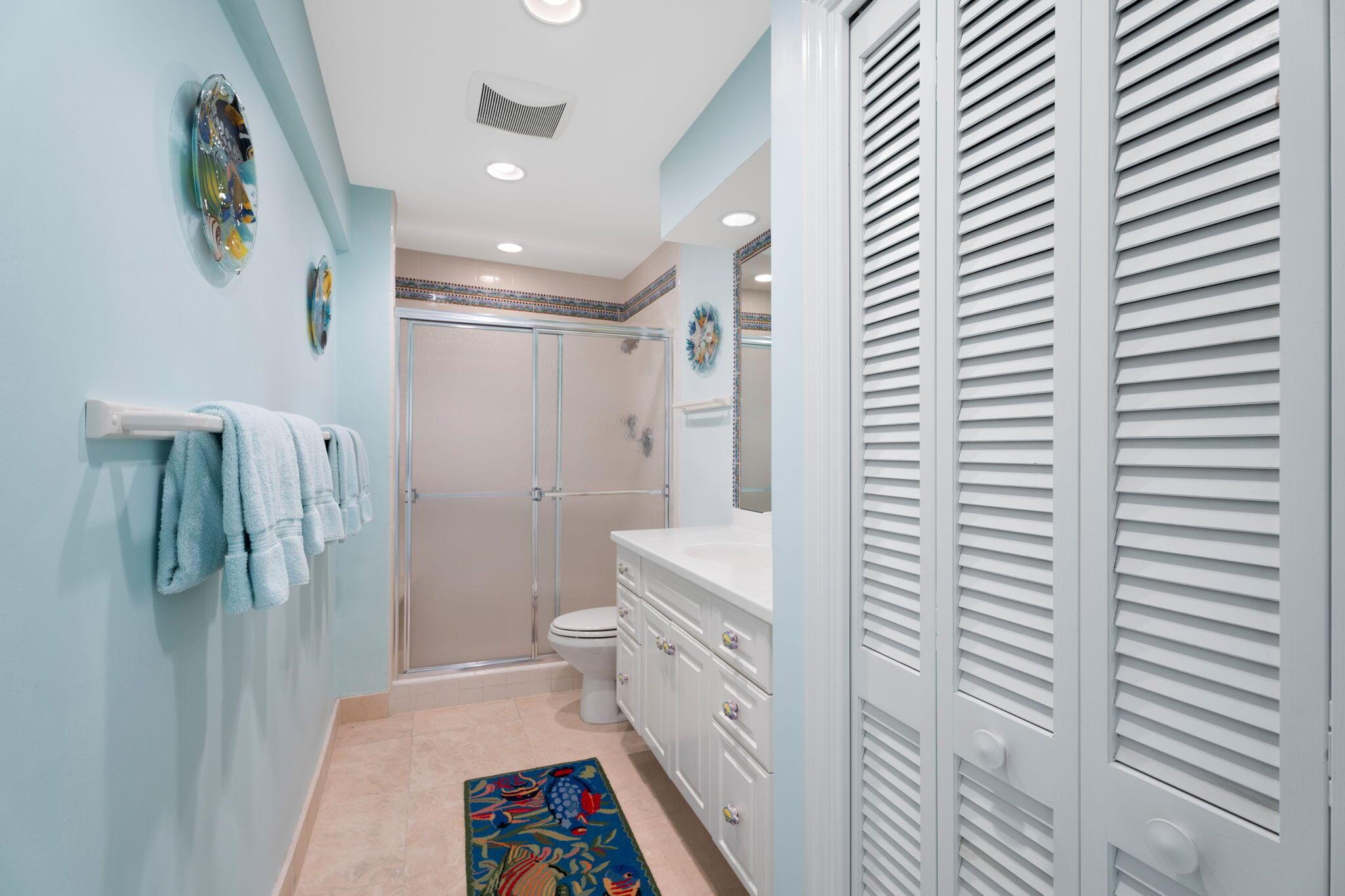 BIRKDALE CONDO APTS DECL - Residential