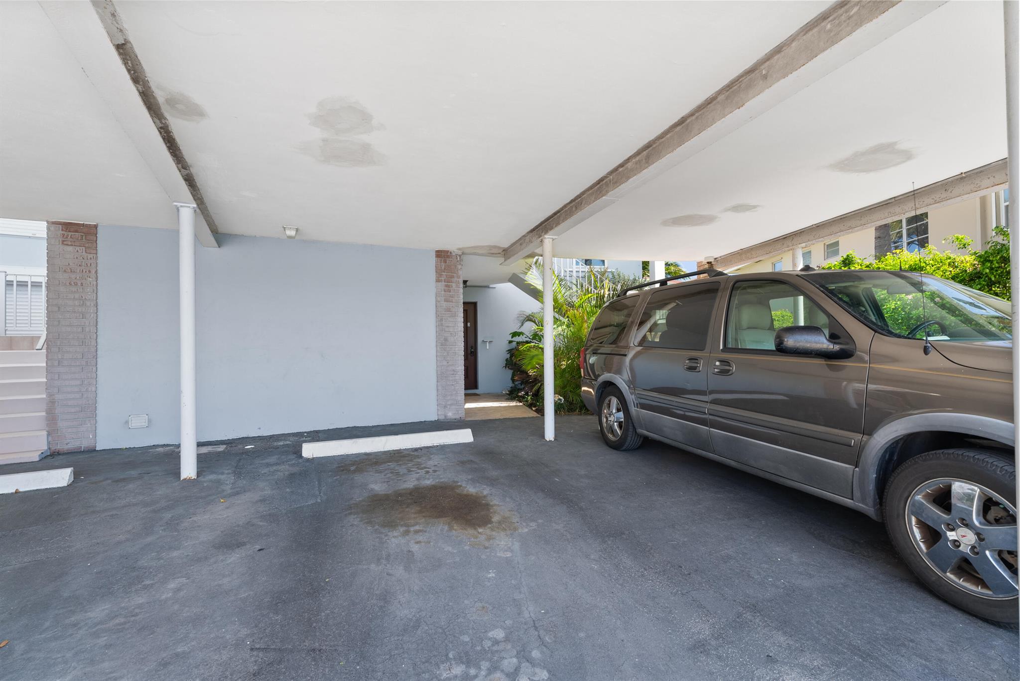 BIRKDALE CONDO APTS DECL - Residential