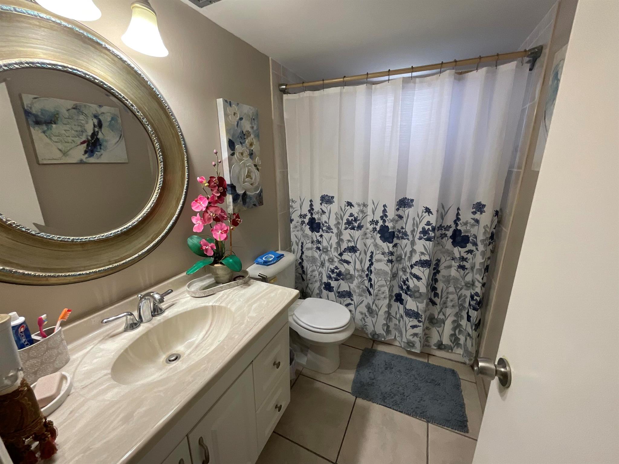 LAKE CLARKE GARDENS - Residential