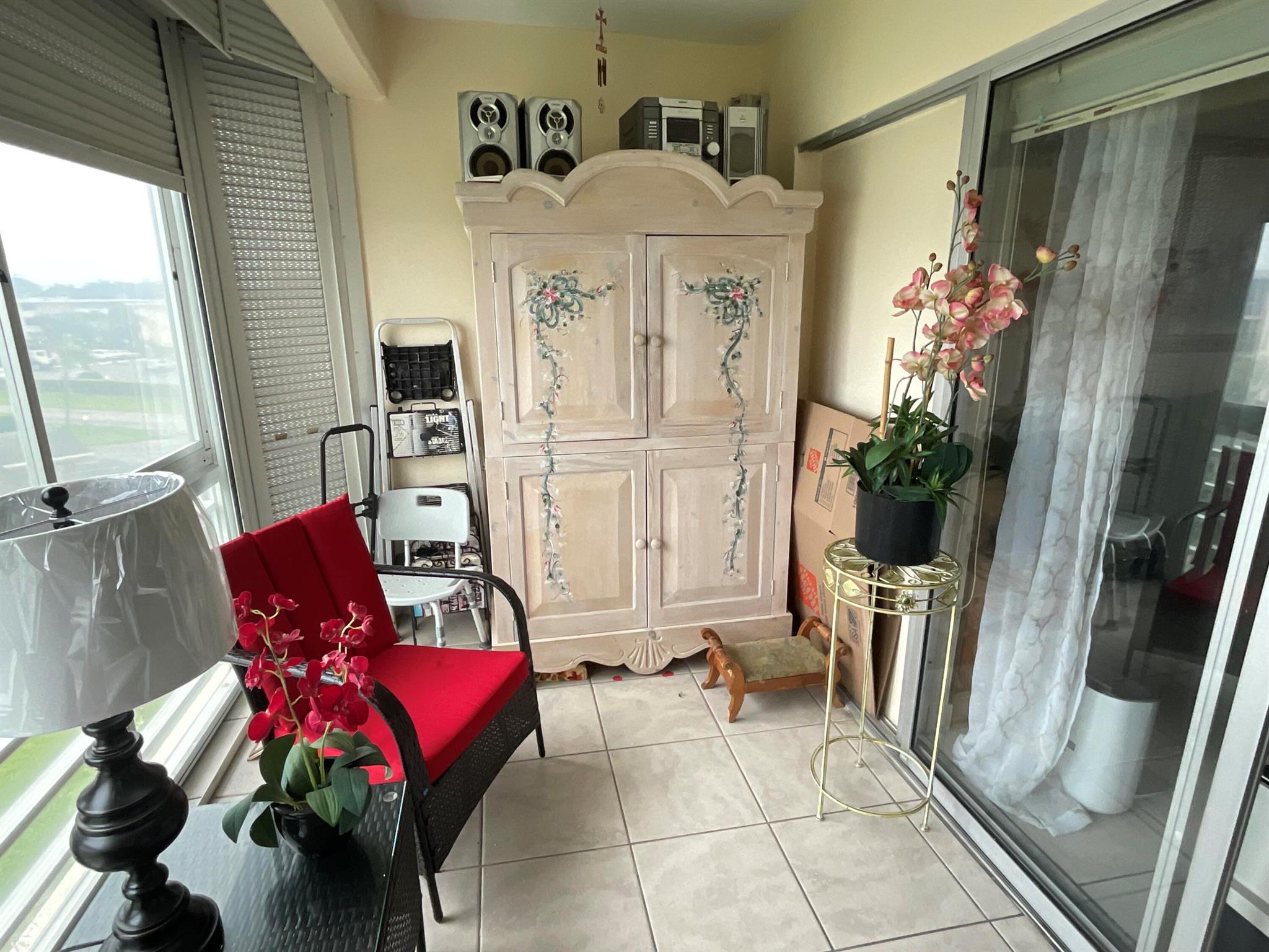 LAKE CLARKE GARDENS - Residential
