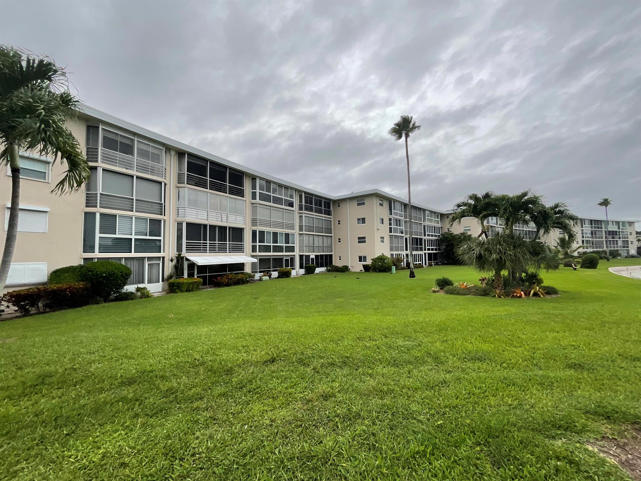 LAKE CLARKE GARDENS - Residential