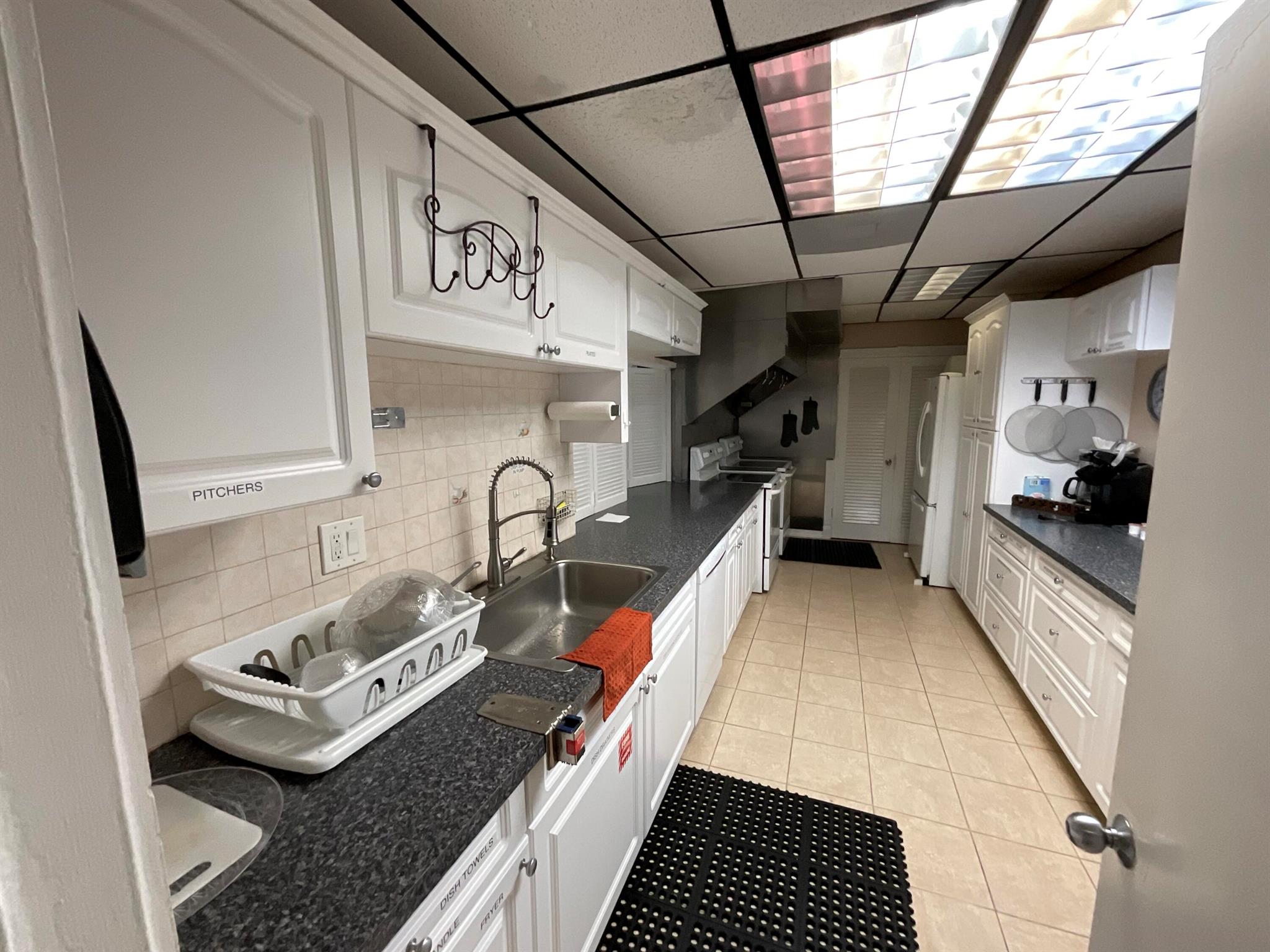 LAKE CLARKE GARDENS - Residential