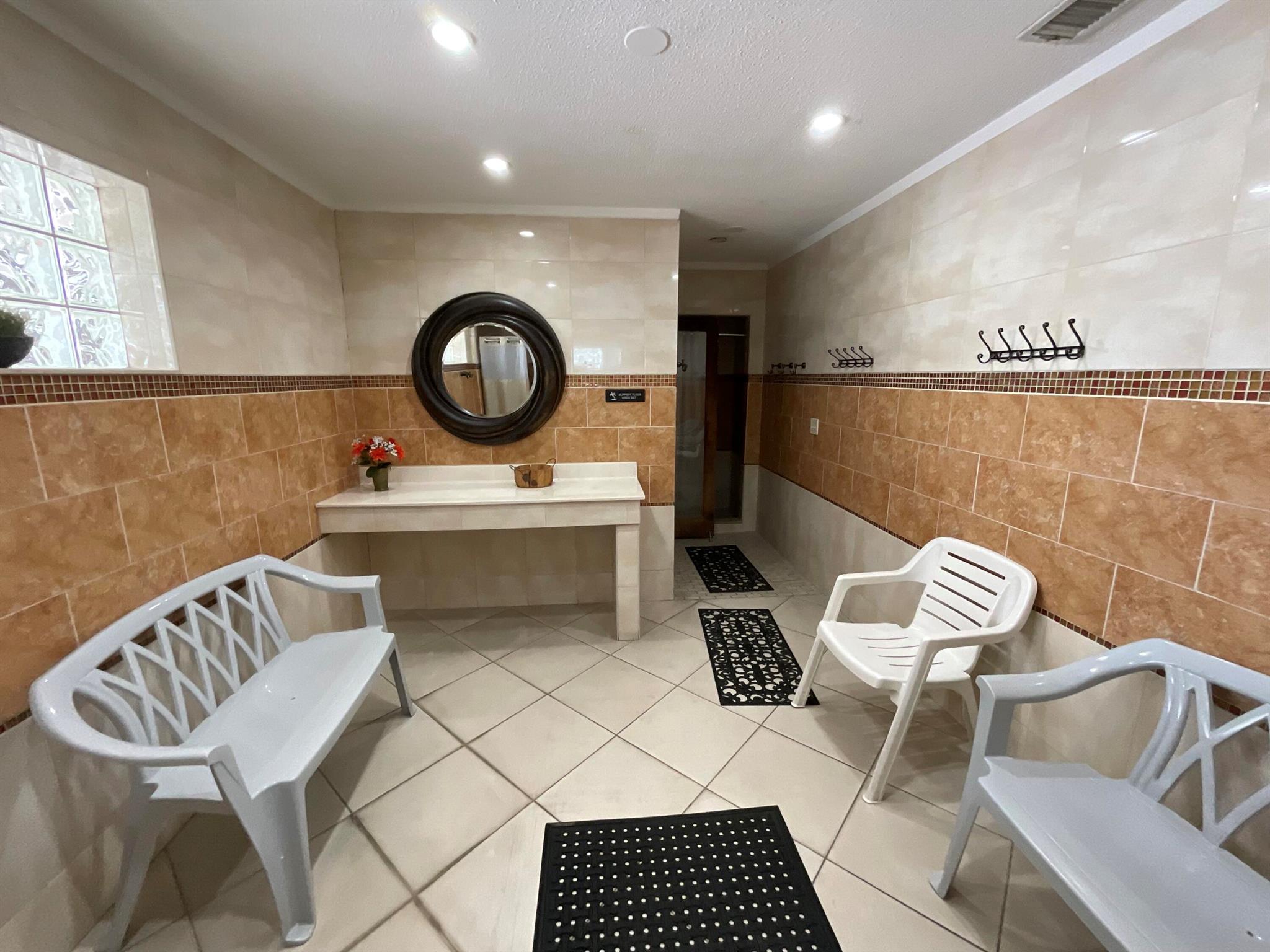 LAKE CLARKE GARDENS - Residential